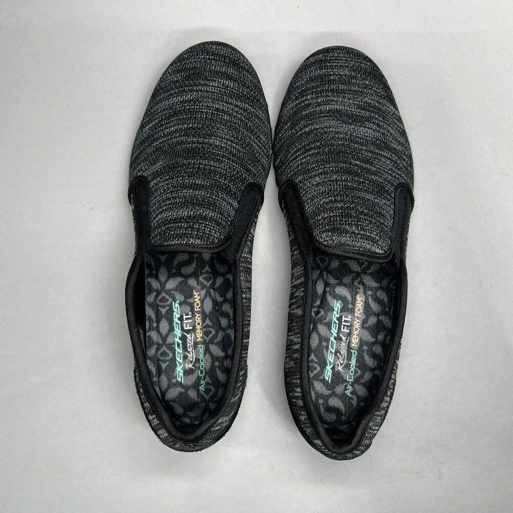 Skechers Women's Size 10 Breathe Easy‎ Like Crazy Slip-On Athletic Shoes